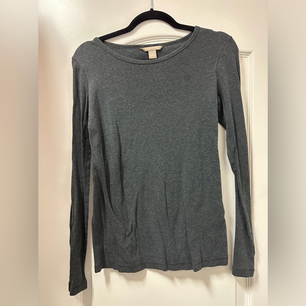 Banana Republic Size Medium Women’s Long Sleeve Scoop Neck Top - Charcoal Gray